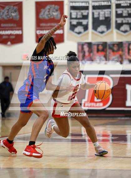 Thumbnail 1 in North Mecklenburg @ Butler (NCHSAA 4A Round 2) photogallery.