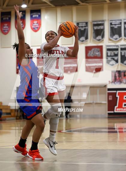 Thumbnail 3 in North Mecklenburg @ Butler (NCHSAA 4A Round 2) photogallery.
