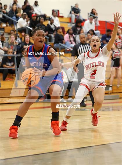 Thumbnail 2 in North Mecklenburg @ Butler (NCHSAA 4A Round 2) photogallery.