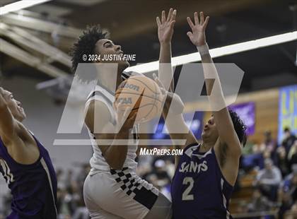 Thumbnail 3 in St. Augustine vs. Oak Cliff Faith Family Academy (Torrey Pines Holiday Classic) photogallery.