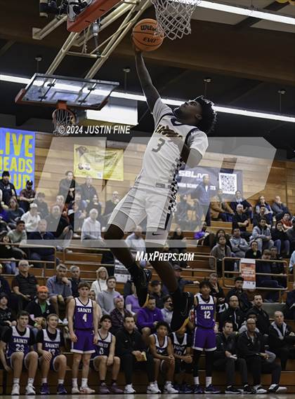 Thumbnail 3 in St. Augustine vs. Oak Cliff Faith Family Academy (Torrey Pines Holiday Classic) photogallery.