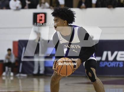 Thumbnail 1 in St. Augustine vs. Oak Cliff Faith Family Academy (Torrey Pines Holiday Classic) photogallery.