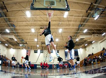 Thumbnail 1 in Ludlow vs Covington Catholic (Lloyd Memorial Tournament) photogallery.