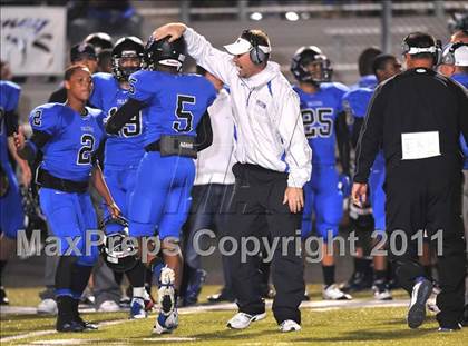 Thumbnail 2 in North Forney vs. Wills Point (3A Division 2 Region 2 Bi-District) photogallery.