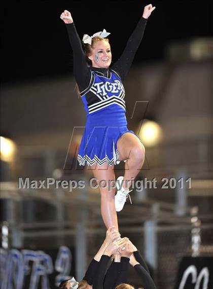Thumbnail 2 in North Forney vs. Wills Point (3A Division 2 Region 2 Bi-District) photogallery.