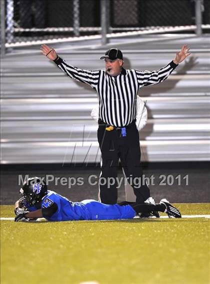 Thumbnail 2 in North Forney vs. Wills Point (3A Division 2 Region 2 Bi-District) photogallery.