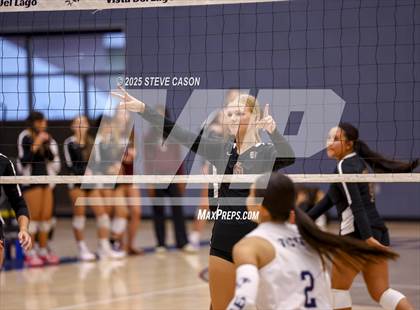 Thumbnail 2 in Whitney @ Vista del Lago photogallery.