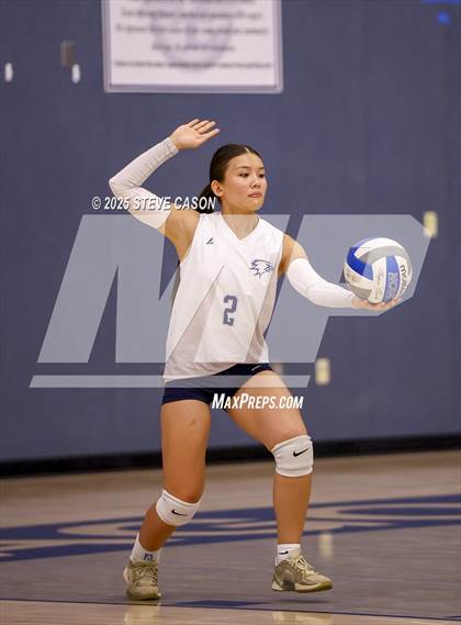 Thumbnail 2 in Whitney @ Vista del Lago photogallery.