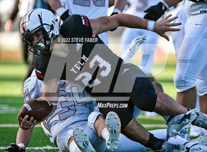 Thumbnail 1 in Yelm vs. Eastside Catholic (WIAA 3A State Final) photogallery.