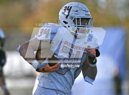 Thumbnail 1 in Yelm vs. Eastside Catholic (WIAA 3A State Final) photogallery.