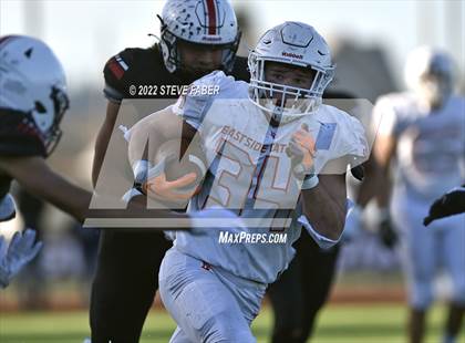 Thumbnail 3 in Yelm vs. Eastside Catholic (WIAA 3A State Final) photogallery.