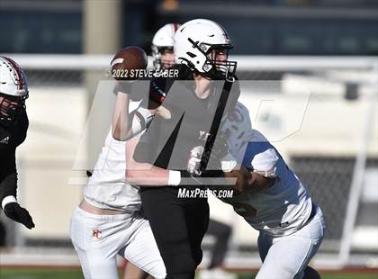 Thumbnail 2 in Yelm vs. Eastside Catholic (WIAA 3A State Final) photogallery.