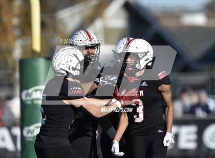 Thumbnail 1 in Yelm vs. Eastside Catholic (WIAA 3A State Final) photogallery.