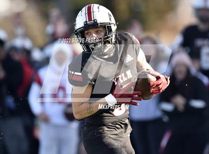 Thumbnail 2 in Yelm vs. Eastside Catholic (WIAA 3A State Final) photogallery.
