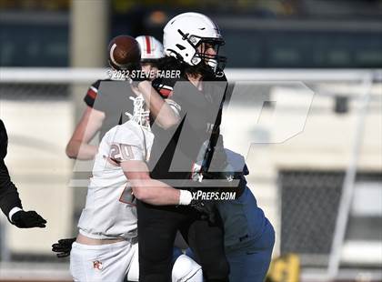 Thumbnail 3 in Yelm vs. Eastside Catholic (WIAA 3A State Final) photogallery.
