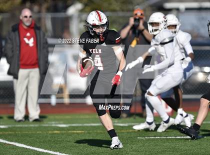 Thumbnail 3 in Yelm vs. Eastside Catholic (WIAA 3A State Final) photogallery.