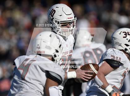 Thumbnail 2 in Yelm vs. Eastside Catholic (WIAA 3A State Final) photogallery.