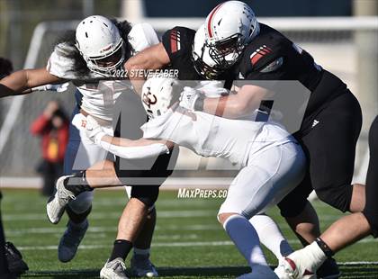 Thumbnail 3 in Yelm vs. Eastside Catholic (WIAA 3A State Final) photogallery.