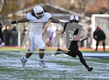 Thumbnail 3 in Yelm vs. Eastside Catholic (WIAA 3A State Final) photogallery.