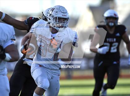 Thumbnail 2 in Yelm vs. Eastside Catholic (WIAA 3A State Final) photogallery.