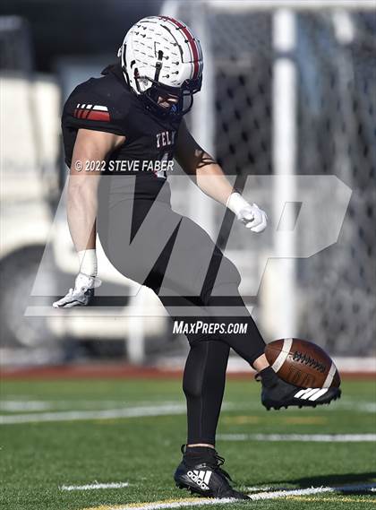 Thumbnail 3 in Yelm vs. Eastside Catholic (WIAA 3A State Final) photogallery.