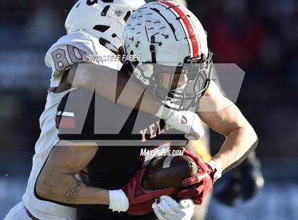 Thumbnail 3 in Yelm vs. Eastside Catholic (WIAA 3A State Final) photogallery.