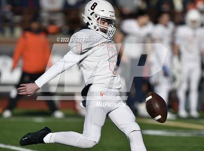 Thumbnail 3 in Yelm vs. Eastside Catholic (WIAA 3A State Final) photogallery.