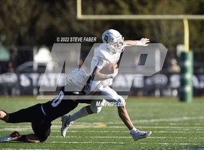 Thumbnail 2 in Yelm vs. Eastside Catholic (WIAA 3A State Final) photogallery.