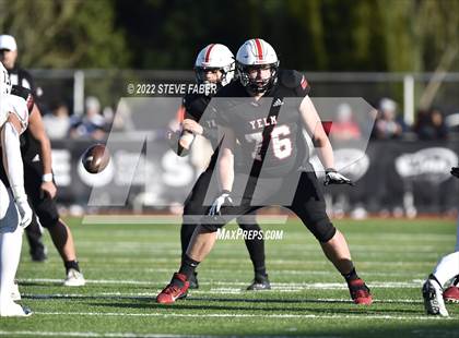 Thumbnail 1 in Yelm vs. Eastside Catholic (WIAA 3A State Final) photogallery.