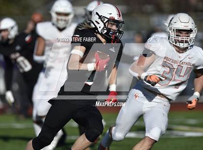 Thumbnail 3 in Yelm vs. Eastside Catholic (WIAA 3A State Final) photogallery.