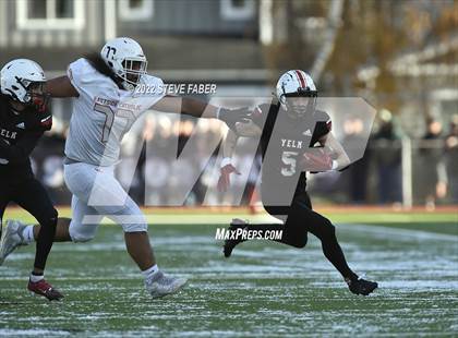 Thumbnail 3 in Yelm vs. Eastside Catholic (WIAA 3A State Final) photogallery.