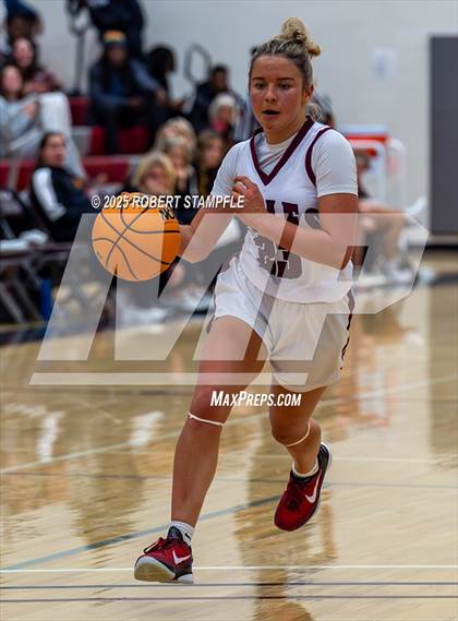 Thumbnail 1 in North Catholic @ Oakland Catholic photogallery.