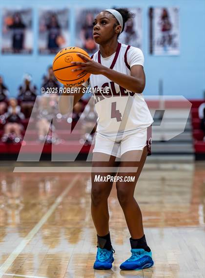 Thumbnail 2 in North Catholic @ Oakland Catholic photogallery.