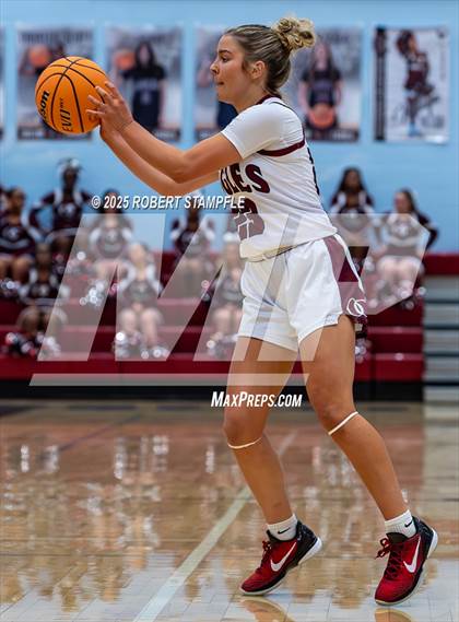 Thumbnail 2 in North Catholic @ Oakland Catholic photogallery.