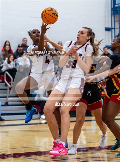 Thumbnail 1 in North Catholic @ Oakland Catholic photogallery.