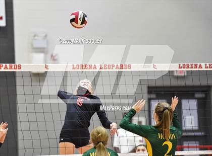 Thumbnail 1 in Moody @ Lorena photogallery.