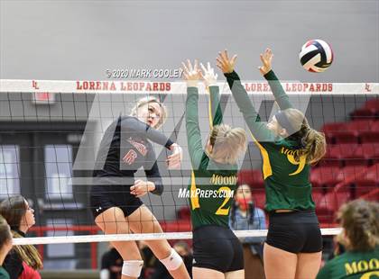 Thumbnail 3 in Moody @ Lorena photogallery.