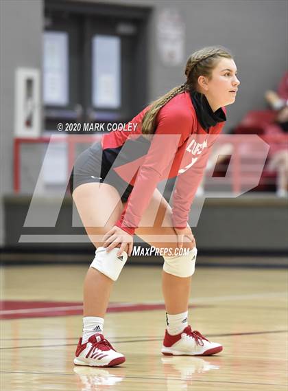 Thumbnail 3 in Moody @ Lorena photogallery.