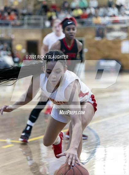 Thumbnail 1 in Alton vs Incarnate Word (University City High School) photogallery.