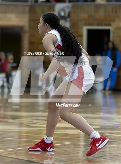 Thumbnail 1 in Alton vs Incarnate Word (University City High School) photogallery.