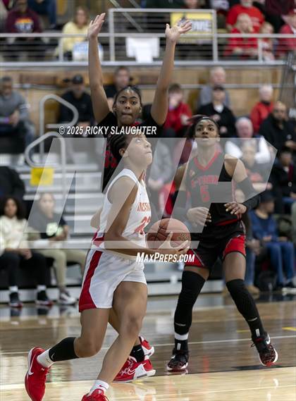 Thumbnail 2 in Alton vs Incarnate Word (University City High School) photogallery.