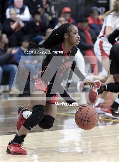 Thumbnail 2 in Alton vs Incarnate Word (University City High School) photogallery.