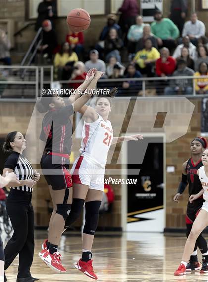 Thumbnail 2 in Alton vs Incarnate Word (University City High School) photogallery.