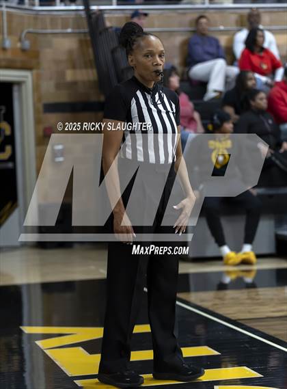 Thumbnail 3 in Alton vs Incarnate Word (University City High School) photogallery.