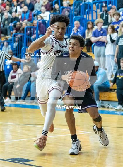 Thumbnail 3 in Brebeuf Jesuit Preparatory vs. Guerin Catholic (IHSAA 3A Sectional 27 semi-final) photogallery.