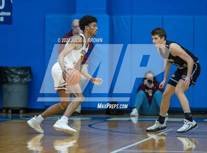 Thumbnail 2 in Brebeuf Jesuit Preparatory vs. Guerin Catholic (IHSAA 3A Sectional 27 semi-final) photogallery.