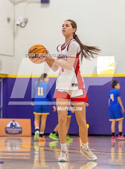 Thumbnail 3 in Mater Academy East Las Vegas vs. Sierra Vista (Tarkanian Classic) photogallery.