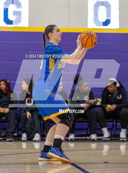 Thumbnail 3 in Mater Academy East Las Vegas vs. Sierra Vista (Tarkanian Classic) photogallery.