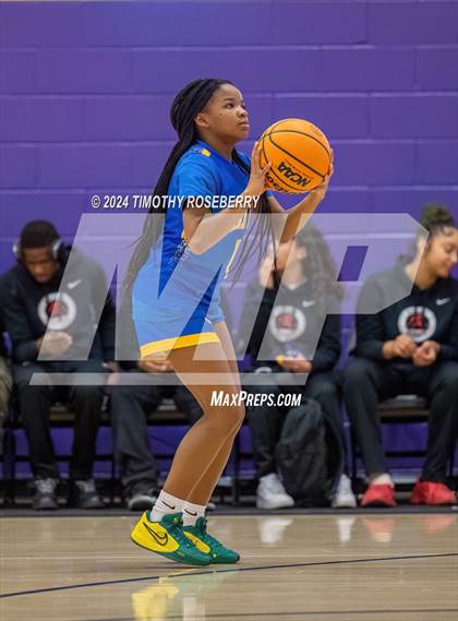 Thumbnail 2 in Mater Academy East Las Vegas vs. Sierra Vista (Tarkanian Classic) photogallery.