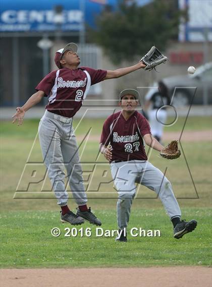 Thumbnail 1 in Arroyo @ Rosemead photogallery.